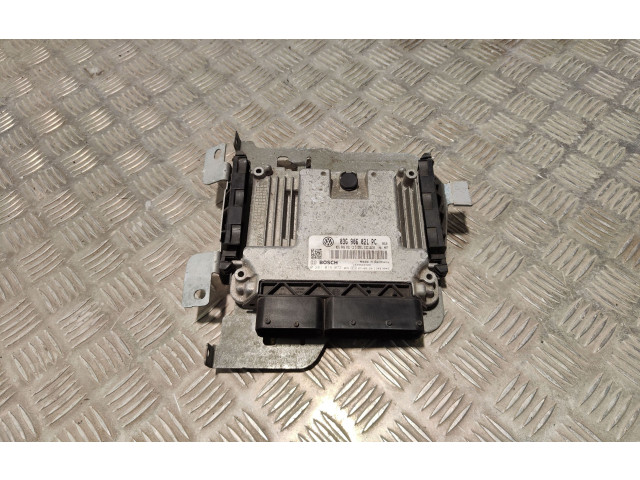 Řídící jednotka 03G906021PC   Volkswagen Caddy 2006