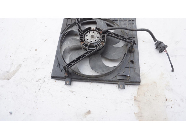 Вентилятор радиатора Volkswagen Golf VIII