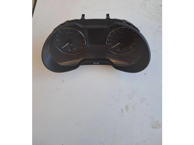 Панель приборов 5E0920851E, 0033492701   Skoda Octavia Mk3 (5E)       