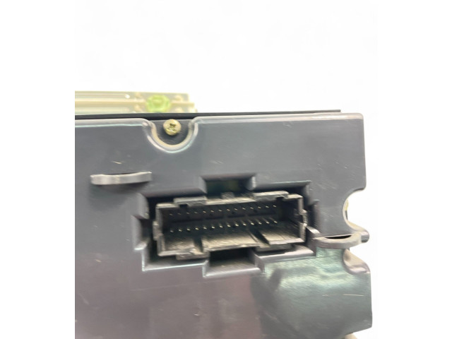 Přístrojová deska Volkswagen Vento 1993 88311188