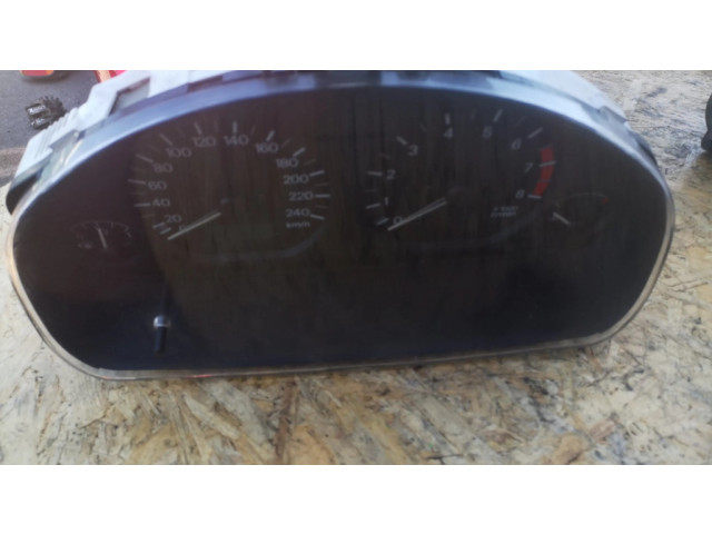 Панель приборов MR308400, 0P0231001 Mitsubishi Carisma