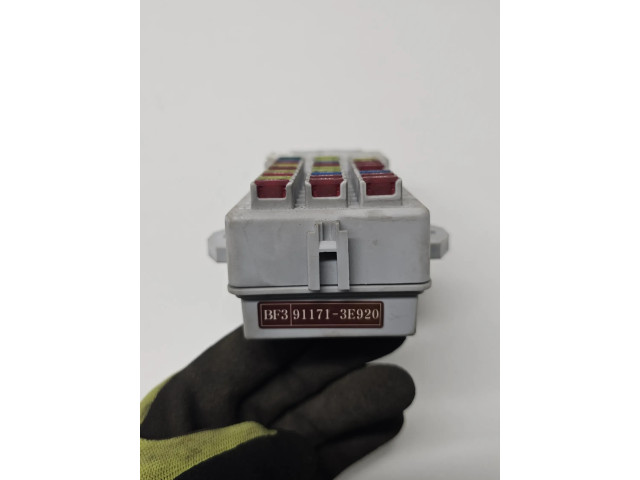 Блок предохранителей    KIA Sorento    