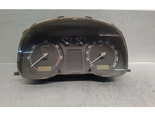 Панель приборов 1U0920811J, 110080146021 Skoda Octavia Mk2 (1Z)