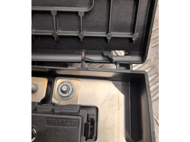 Pojistková skříňka 4M0937513A Audi Q7 4M 2018