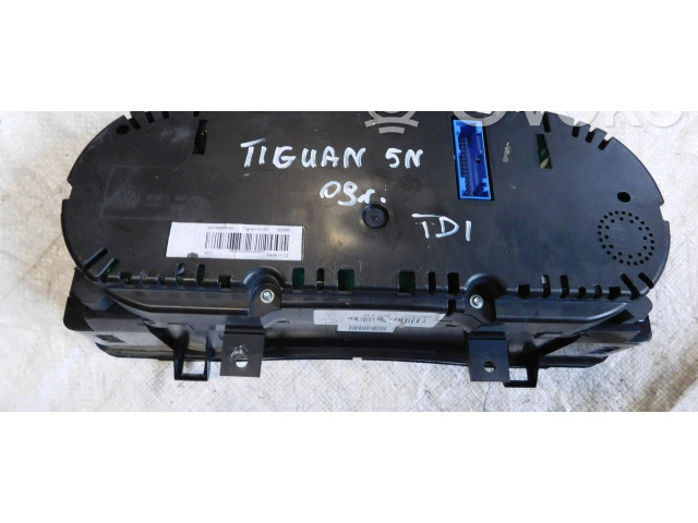 Přístrojová deska Volkswagen Tiguan 2009 5N0920871B, 5N0920871B