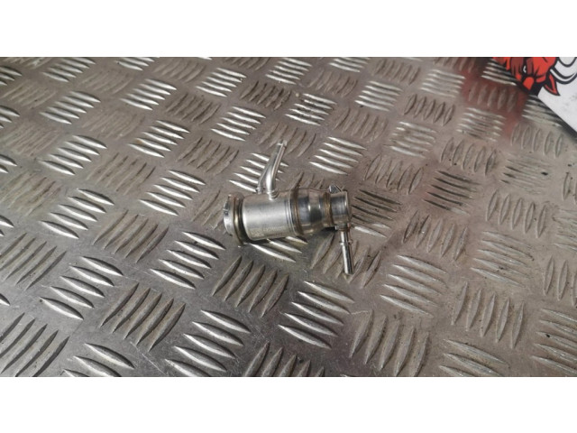 Vstřikovač A0004901613, 17T25803980 Mercedes-Benz E W212 pro naftový motor 2.2