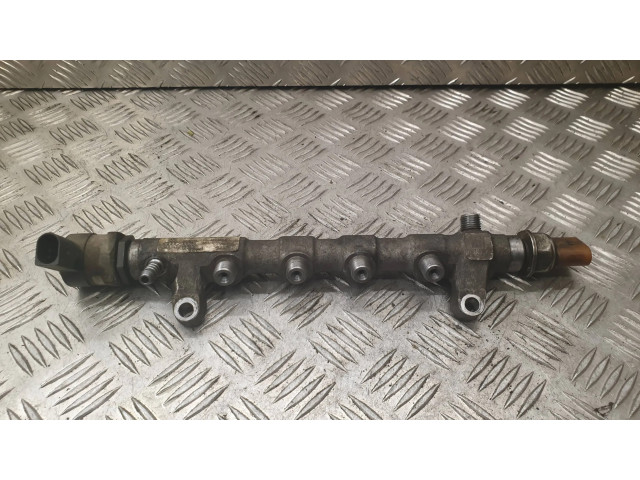 Топливная рампа 03L130089P Skoda Yeti (5L) 2.0