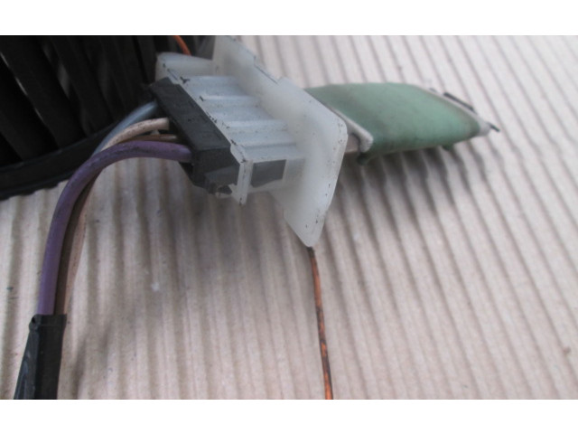 Вентилятор печки       Dacia Logan I