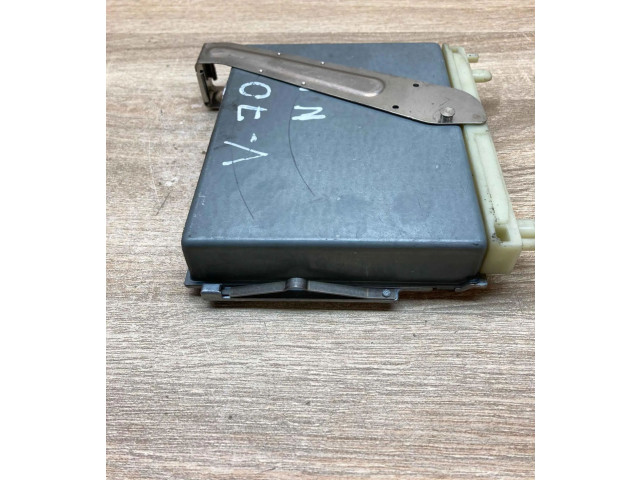 Блок управления двигателем ECU    P09202165, 0281001591   Volvo S70  V70  V70 XC