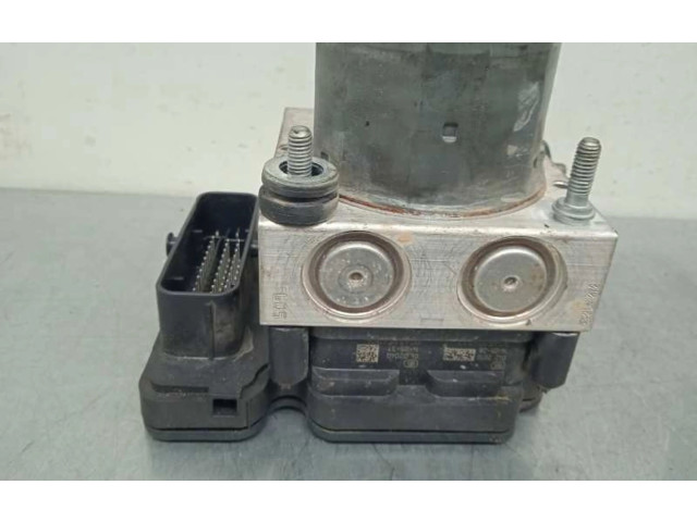 Jednotka ABS A0094316812, 0265956006 Mercedes-Benz GLA W156 2014