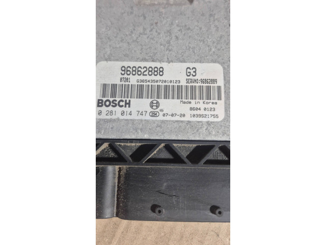 Блок управления двигателя 96862888, 0281014747 Chevrolet Epica