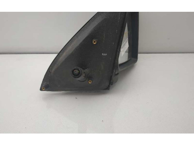 Зеркало электрическое Opel Combo C 2001 - 2011 года