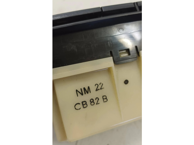 Блок управления климат-контролем CB82B, NM22 Mazda Premacy
