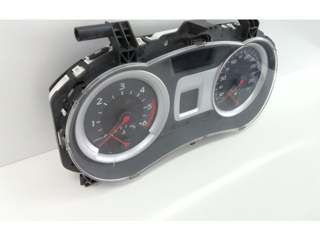 Панель приборов 8200305020, 8200305020 Renault Clio III