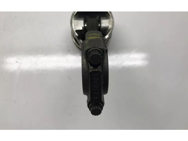 Поршень с шатуном R210701, 0468V300 Audi A2