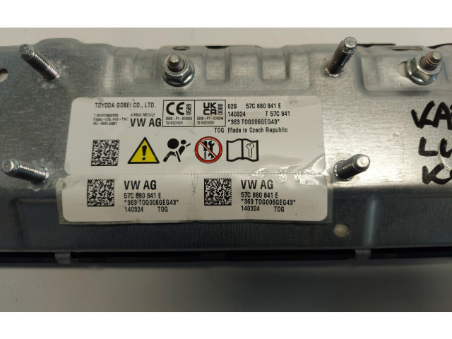 Подушка безопасности для колен 57C880841E Skoda Karoq