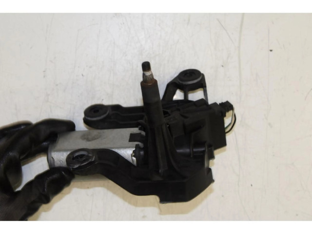 Моторчик заднего дворника     Fiat Qubo