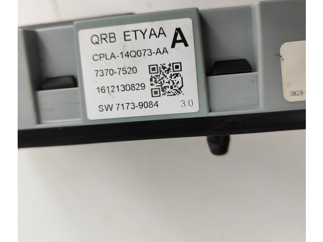 Блок предохранителей CPLA14Q073AA Jaguar XE