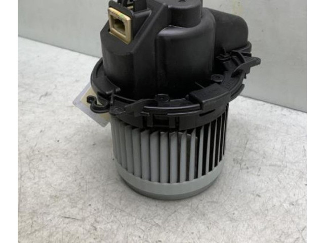 Вентилятор печки Dacia Dokker