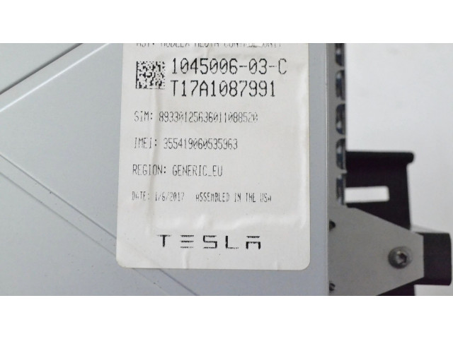 Дисплей 104500603C Tesla Model S