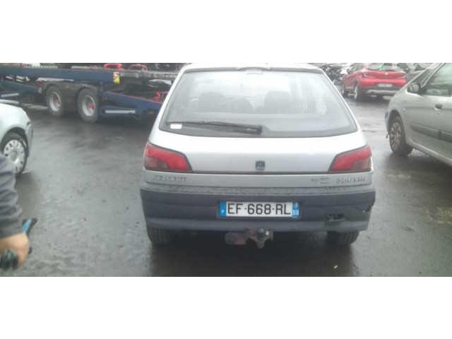 Ручка стеклоочистителей 623983 Peugeot 306