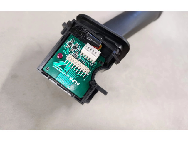 Ручка стеклоочистителей 9452387, 03W03A Volvo S60