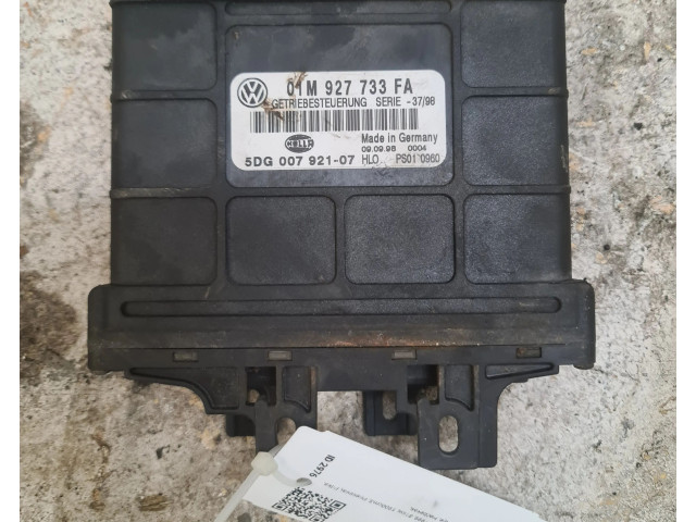 Блок управления коробкой передач    Volkswagen Golf IV