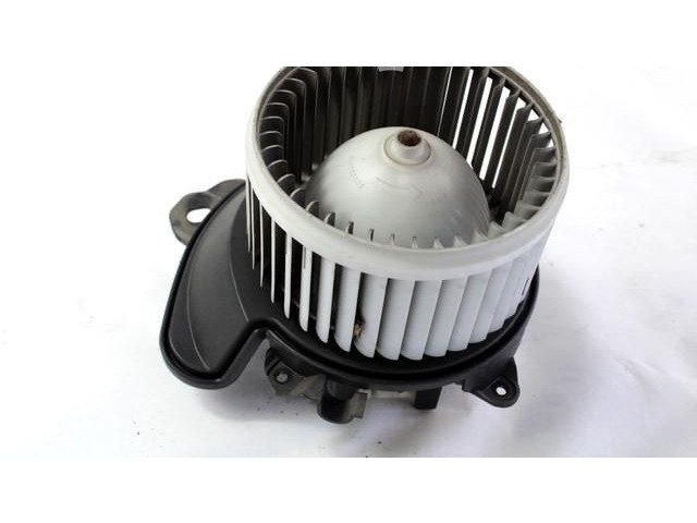 Вентилятор печки    77364956   Fiat Punto Evo