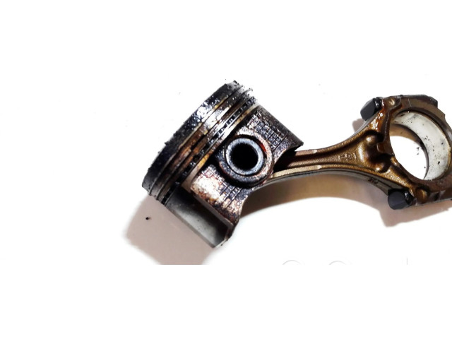 Поршень с шатуном Lexus IS 200-300 для бензинового двигателя 2.0