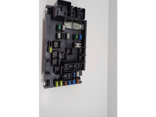 Блок предохранителей 82241SG030, 604033 Subaru Forester SJ