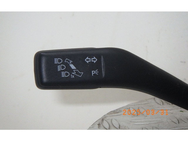 Спидометр (приборный щиток) 5K0953521DL Skoda Yeti (5L)