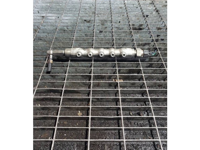 Топливная рампа 01552   Subaru Forester SH   для двигателя EE20