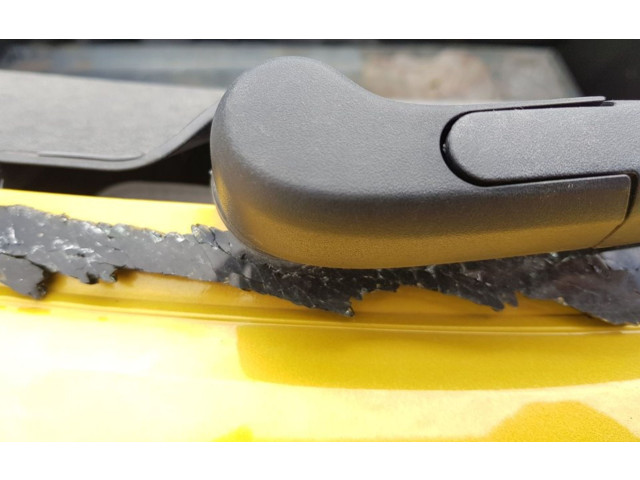 Моторчик заднего дворника     KIA Xceed