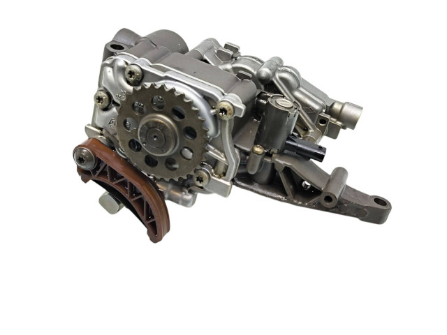 Масляный насос   2781810547, 2781810520  Mercedes-Benz GL X166 