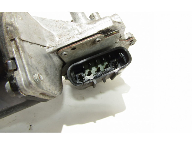 Двигатель стеклоочистителей