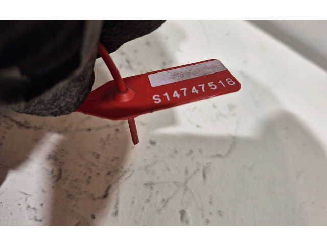 Генератор 231004402R Renault Clio V