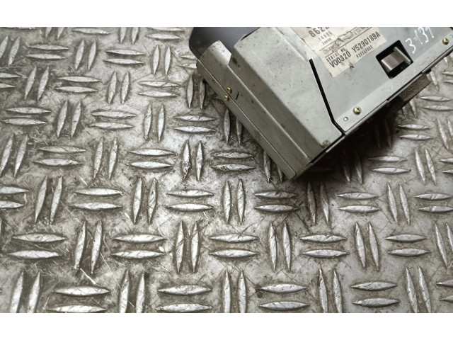 Дисплей 8622042 Volvo V70