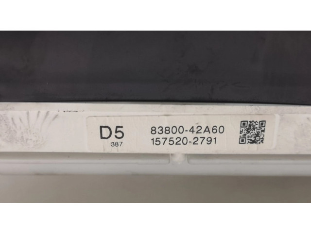 Přístrojová deska  Toyota RAV 4 (XA20) 2004 8380042A60  