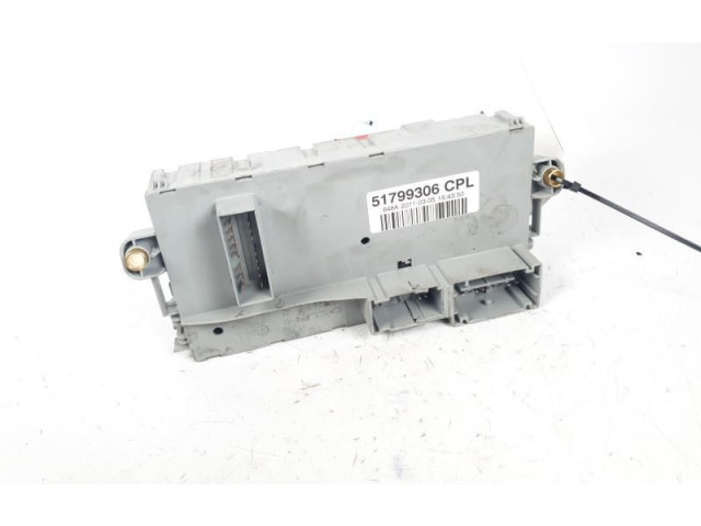 Блок предохранителей 51799306 Fiat Idea