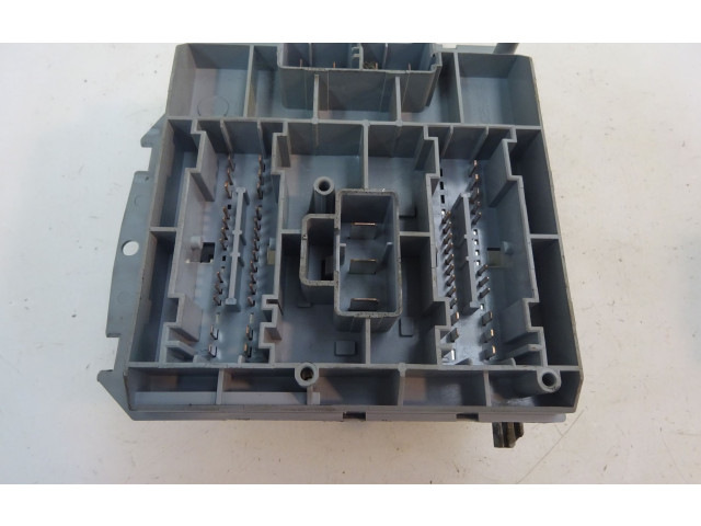 Pojistková skříňka Řídící jednotka BSM    Fiat Punto Evo 2005