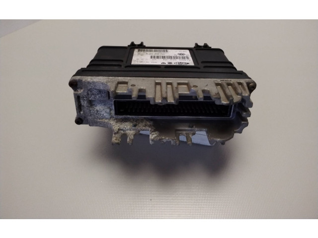 Блок управления двигателя 032906030G, T55RVD95 Volkswagen Golf III