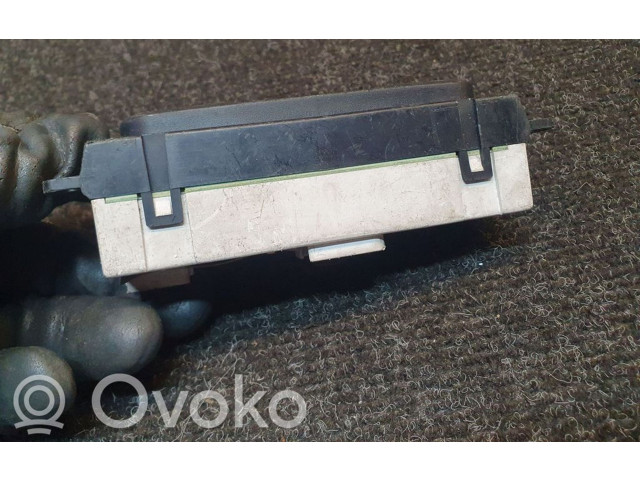 Дисплей    MR189269   Mitsubishi Galant