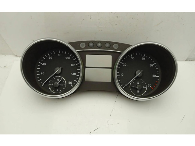 Панель приборов A1645402447 Mercedes-Benz ML W164