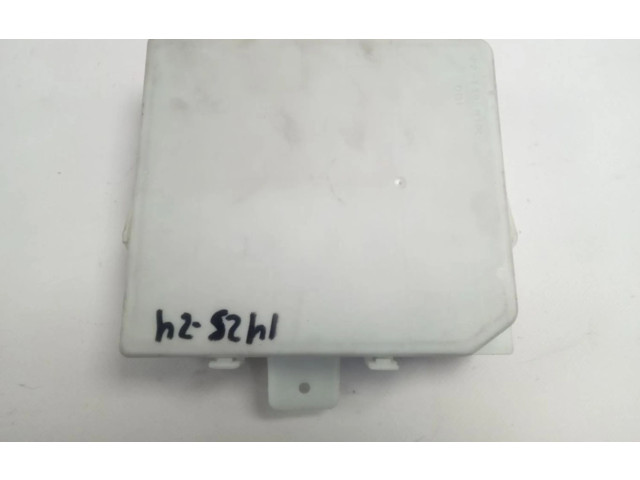   Pojistková skříňka 284B6EB300, 284B6EB300   Nissan Navara 