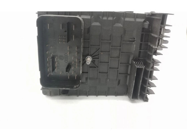 Pojistková skříňka 0730182325E Skoda Octavia Mk2 (1Z)