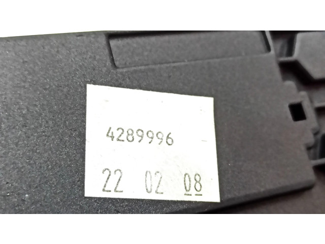 Блок предохранителей  2115452601, A2515400306   Mercedes-Benz R W251    