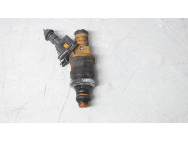 Vstřikovač Volvo 960