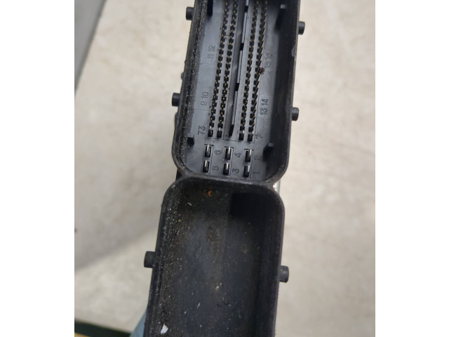 Блок управления двигателя 0261201324, 391102B500 KIA Ceed