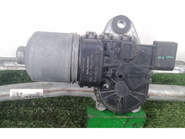 Моторчик дворников BOSCH Opel Combo D