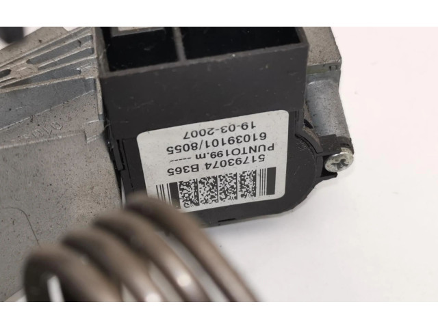 Volant Fiat Punto (188)  26117861  